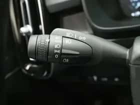 Volvo XC40 thumbnail 24