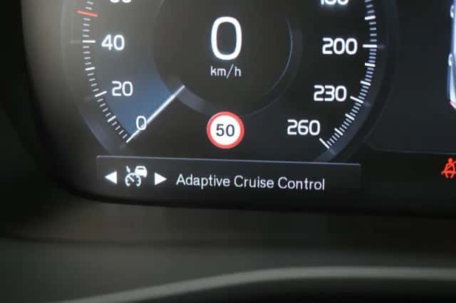 Volvo XC40 (2022) thumbnail 29