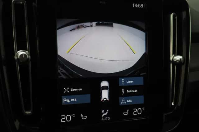 Volvo XC40 (2022) thumbnail 36