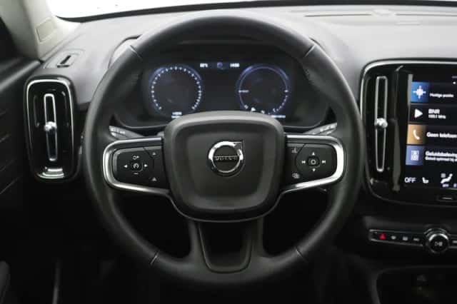 Volvo XC40 (2022) thumbnail 39