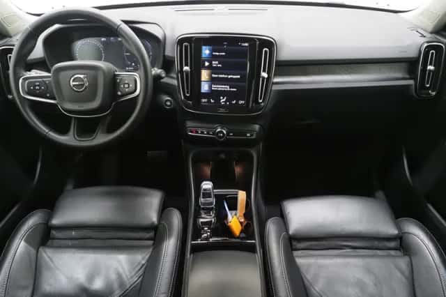 Volvo XC40 (2022) thumbnail 5