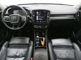 Volvo XC40 thumbnail 5