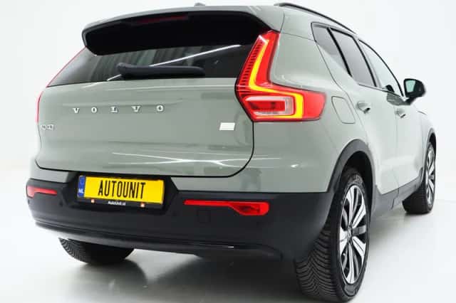 Volvo XC40 (2022) thumbnail 10