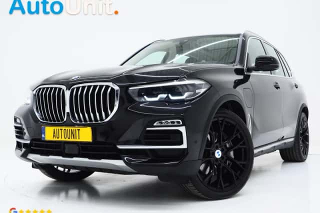 BMW X5 (2021) thumbnail 1