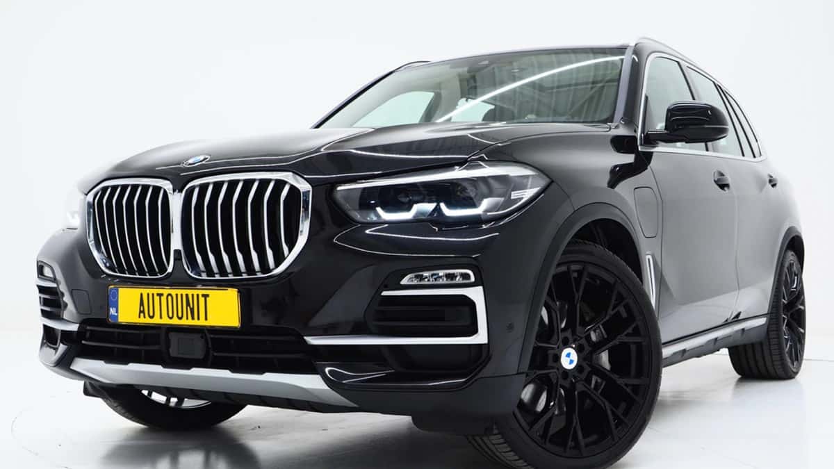 BMW X5 — foto 1