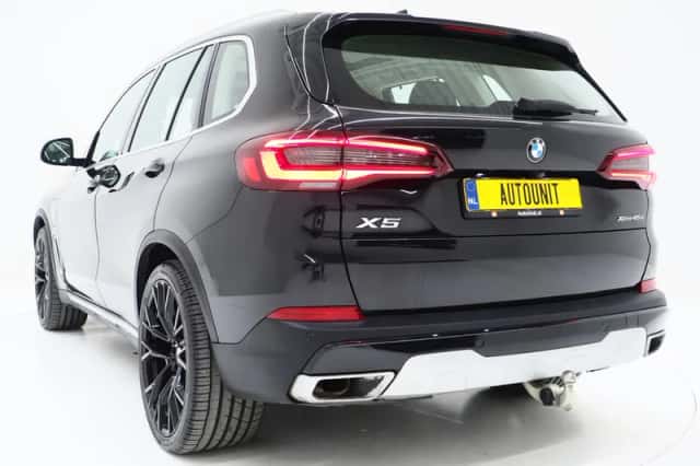 BMW X5 (2021) thumbnail 3