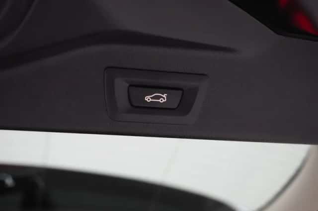 BMW X5 (2021) thumbnail 41