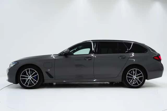 BMW 5-Serie (2021) thumbnail 2