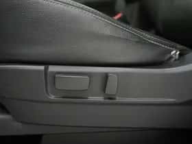 Mitsubishi Outlander (2013) thumbnail 20