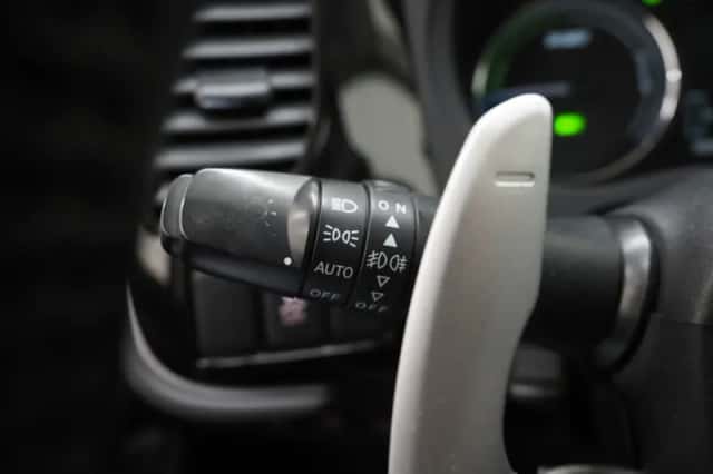 Mitsubishi Outlander (2013) thumbnail 22