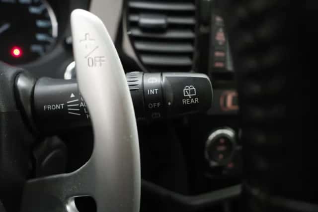 Mitsubishi Outlander (2013) thumbnail 25