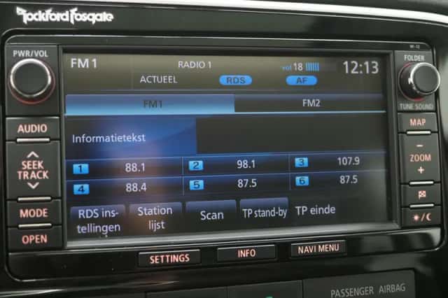 Mitsubishi Outlander (2013) thumbnail 28