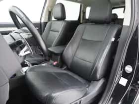 Mitsubishi Outlander (2013) thumbnail 4