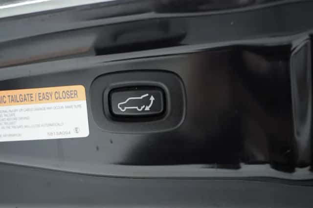 Mitsubishi Outlander (2013) thumbnail 38