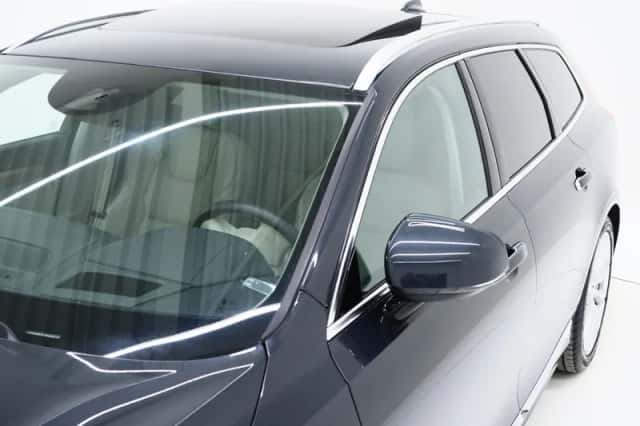 Volvo V90 (2019) thumbnail 14