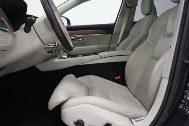 Volvo V90 (2019) thumbnail 18