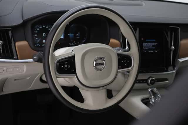 Volvo V90 (2019) thumbnail 19