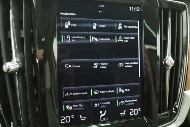 Volvo V90 (2019) thumbnail 36