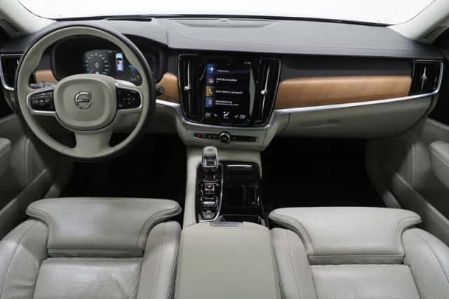 Volvo V90 (2019) thumbnail 5