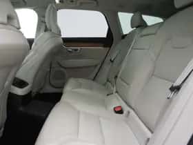 Volvo V90 (2019) thumbnail 42
