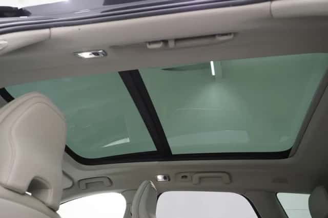 Volvo V90 (2019) thumbnail 43