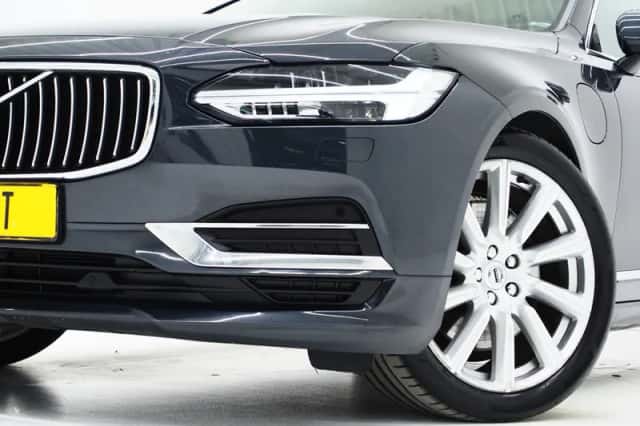 Volvo V90 (2019) thumbnail 6