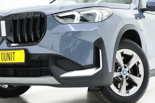 BMW X1 (2023) thumbnail 2