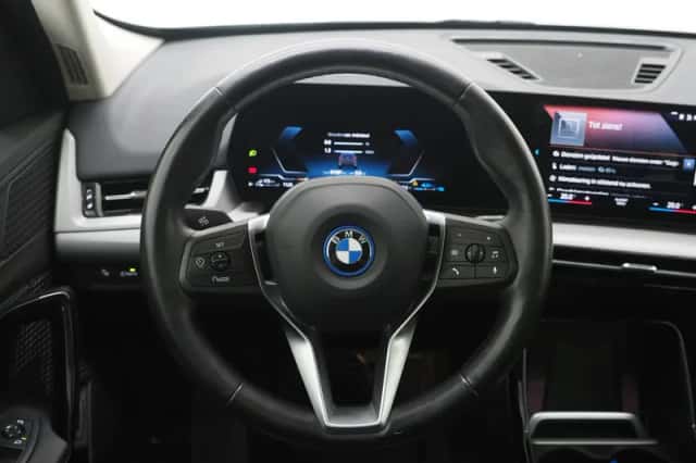 BMW X1 (2023) thumbnail 32