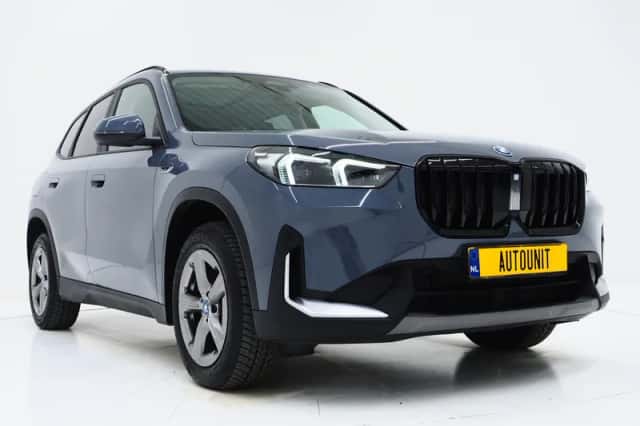 BMW X1 (2023) thumbnail 6