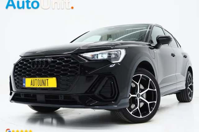 Audi Q3 (2021) thumbnail 1