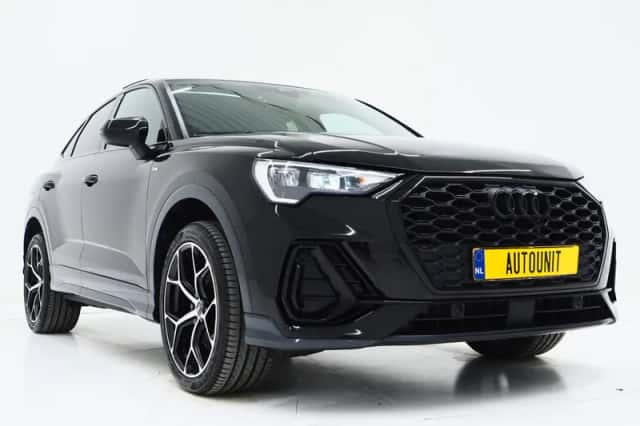 Audi Q3 (2021) thumbnail 11