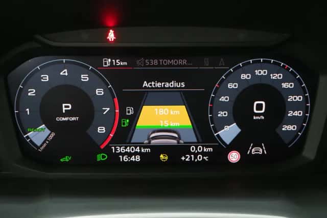 Audi Q3 (2021) thumbnail 25
