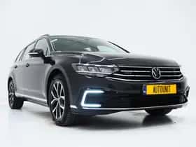 Volkswagen Passat (2022) thumbnail 11