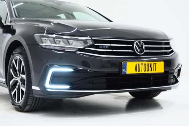 Volkswagen Passat (2022) thumbnail 12