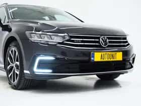 Volkswagen Passat (2022) thumbnail 12