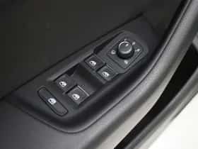 Volkswagen Passat (2022) thumbnail 18