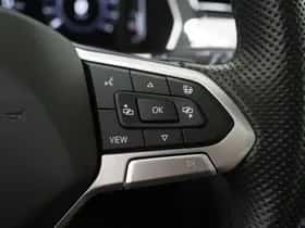 Volkswagen Passat (2022) thumbnail 23