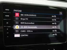 Volkswagen Passat (2022) thumbnail 27