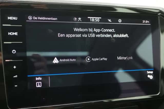 Volkswagen Passat (2022) thumbnail 29