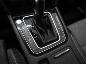 Volkswagen Passat (2022) thumbnail 34