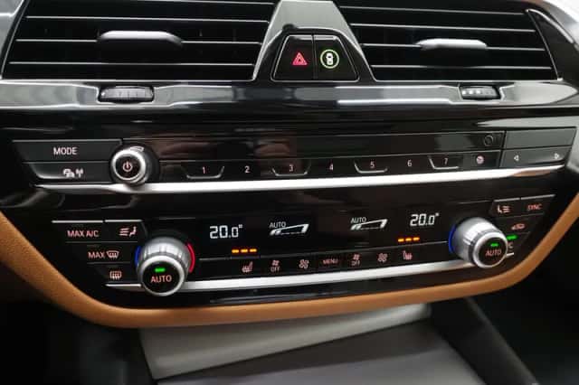 BMW 5-Serie (2021) thumbnail 36