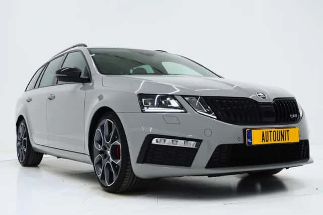 Škoda Octavia (2018) thumbnail 11