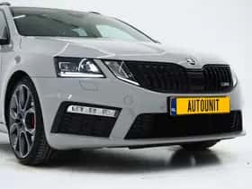 Škoda Octavia (2018) thumbnail 12