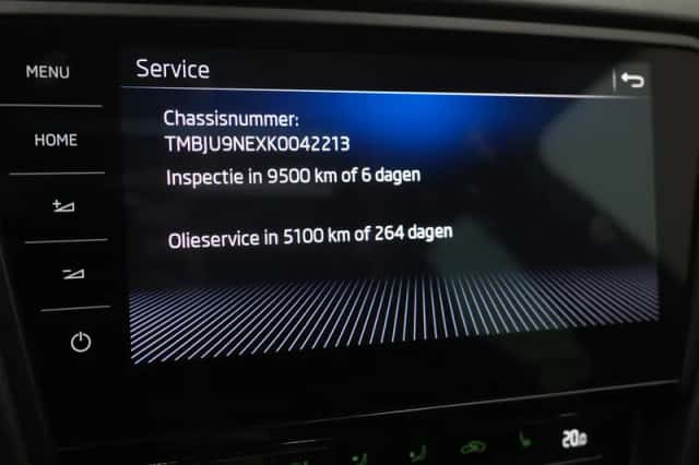 Škoda Octavia (2018) thumbnail 30