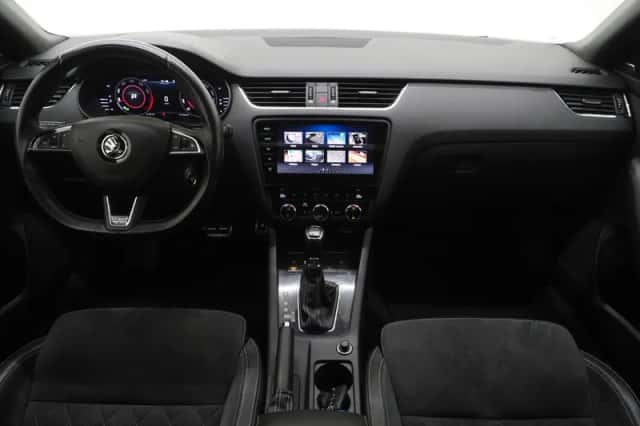 Škoda Octavia (2018) thumbnail 5