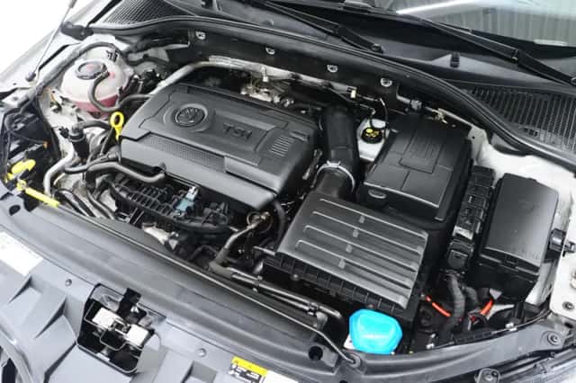 Škoda Octavia (2018) thumbnail 7