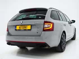 Škoda Octavia (2018) thumbnail 9