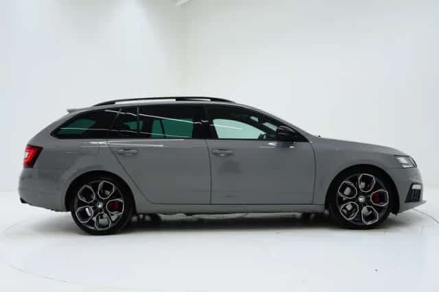 Škoda Octavia (2018) thumbnail 10