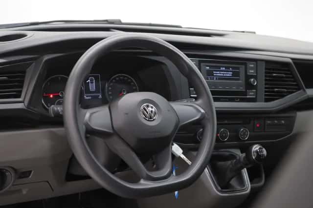 Volkswagen California (2020) thumbnail 27