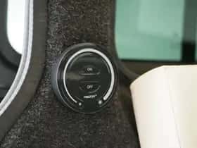 Volkswagen California (2020) thumbnail 50